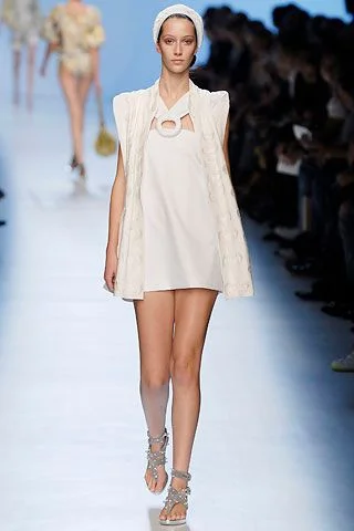 Look 9